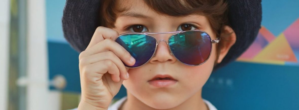 Kids I - IE68038, Boy wearing silver aviator with Revo mirror lens